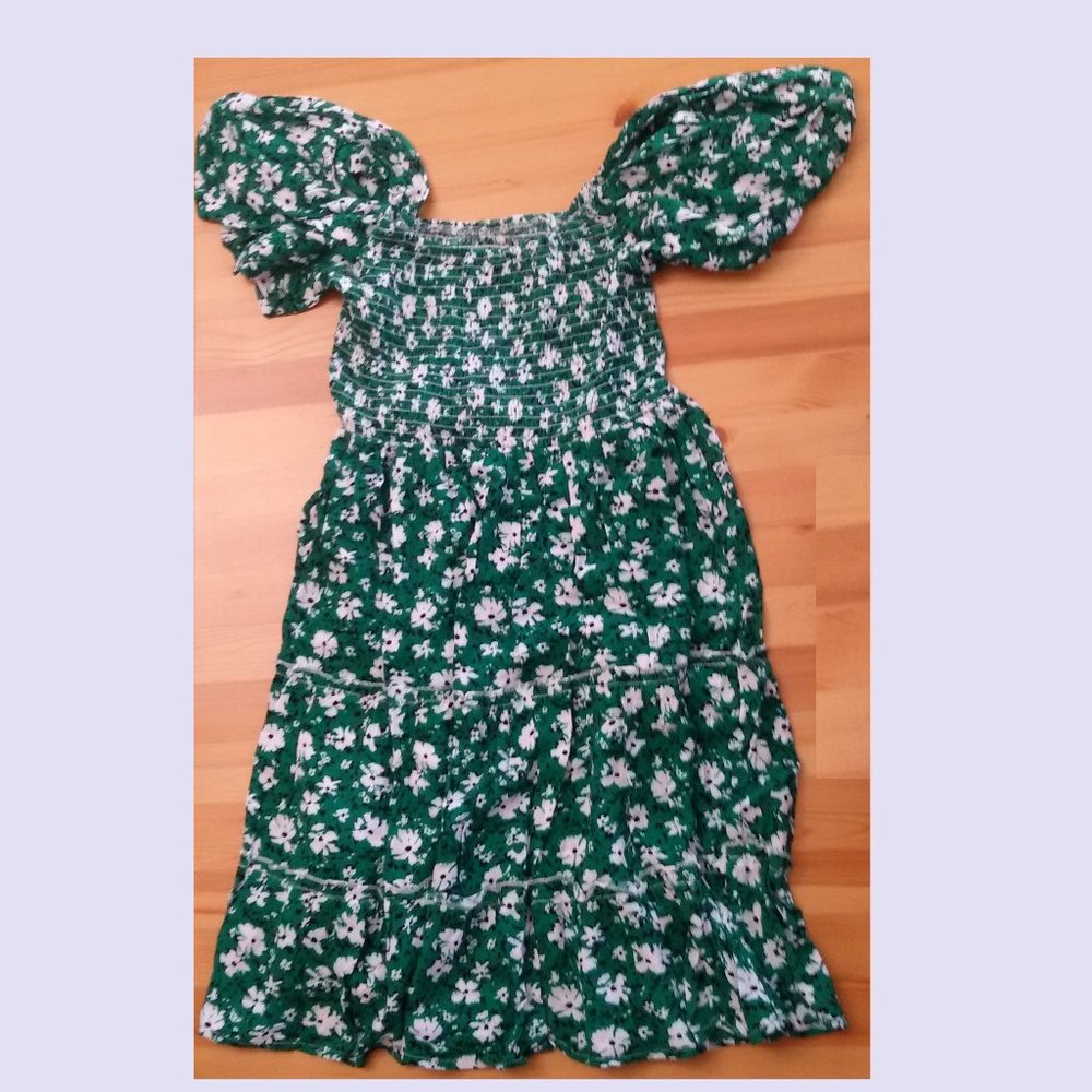 Lovely new floral dress Sz L SHEIN